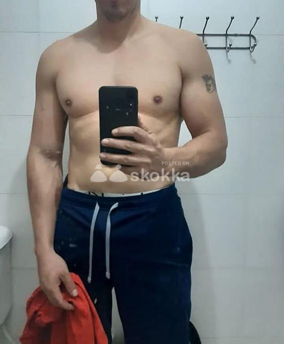 SCORT MACHO HETERO SOLO UNOS DIAS