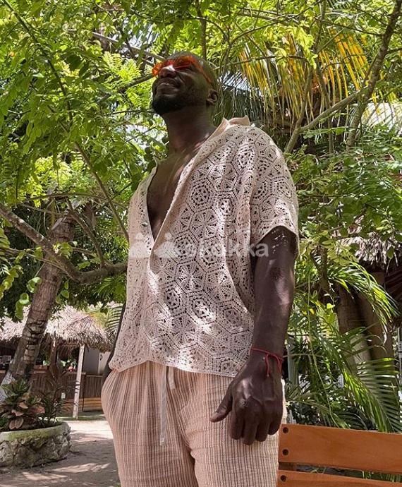 De paso por Santiago DE VISITA MACHO NEGRO estatura 1.85 cm DOMINANTE MORBOSO/ MASAJE Y SEXO CON DOMINACIÓN/ BDSM /FISTING/ FANTASÍAS/ LLUVIAS DORADA