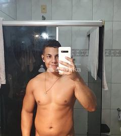 MACHO BISEXUAL LECHERO