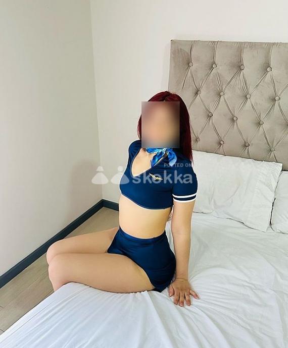Roxy, sexy jovencita estrecha que te enloquecerá con mis encantos