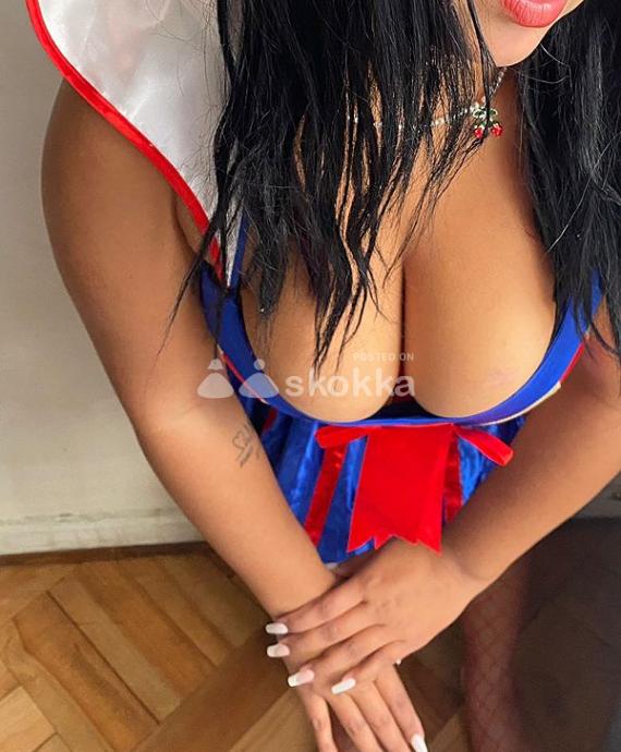 19 y 21 somos 2 amigas divertidas y cariñosas😜...juguemos?...(Servicios express y más..) Costanera center